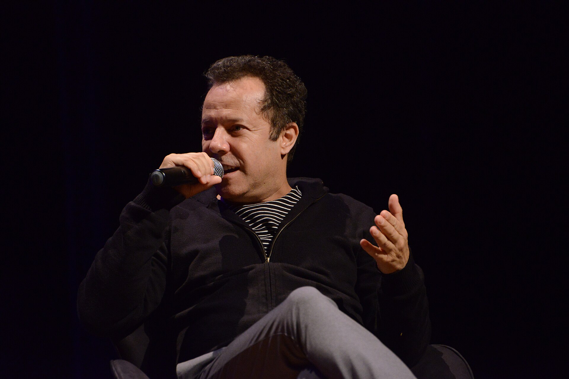 Vik Muniz em conversa com Fernanda Torres