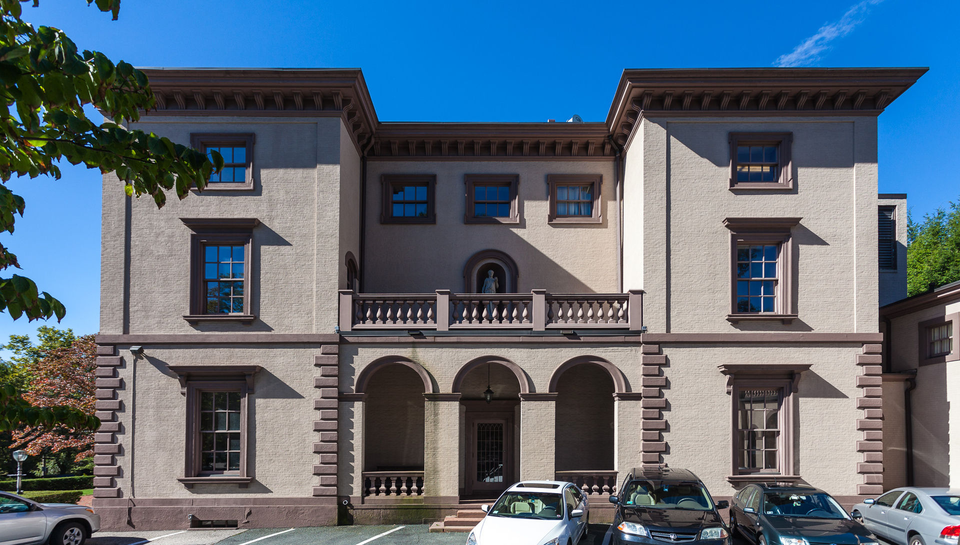 Federal Hill o bairro italiano de Providence com o arco do pinhao